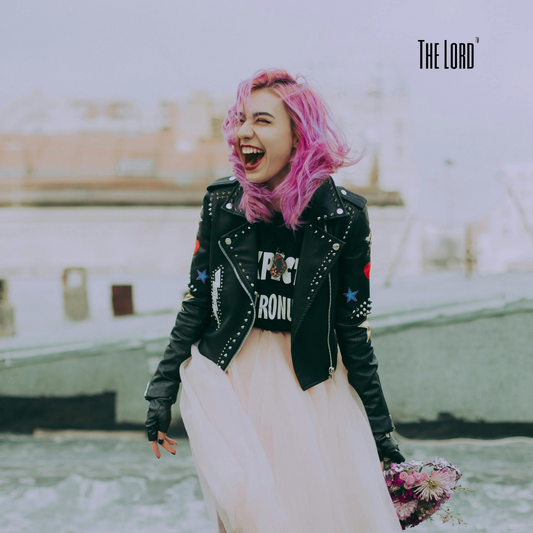 Women Smiling widely while wearing what she likes